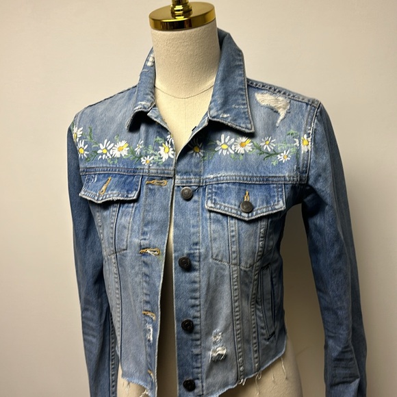 Veronica Beard Daisy Denim Jacket - Picture 3 of 12